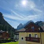 Апартаменти Flora By Ama Val Di Fassa