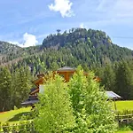 Апартаменти Flora By Ama Val Di Fassa *