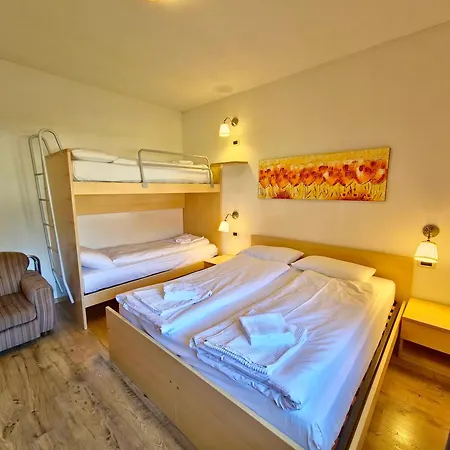 Flora By Ama Val Di Fassa * Канацеї