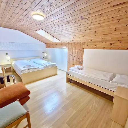 Апартаменти Flora By Ama Val Di Fassa *