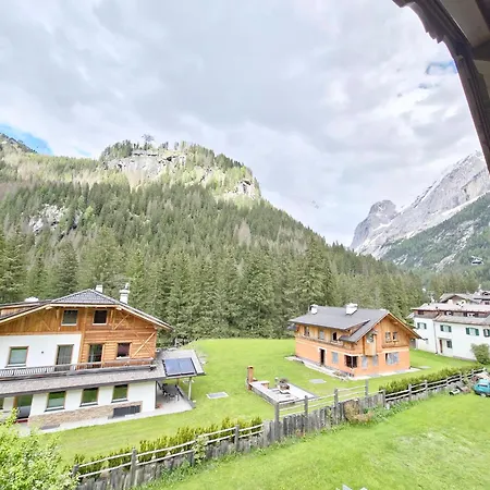 Apartamento Flora By Ama Val Di Fassa *