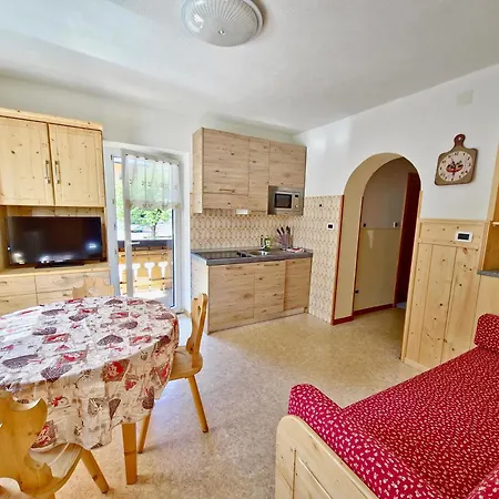 Flora By Ama Val Di Fassa كنازاي